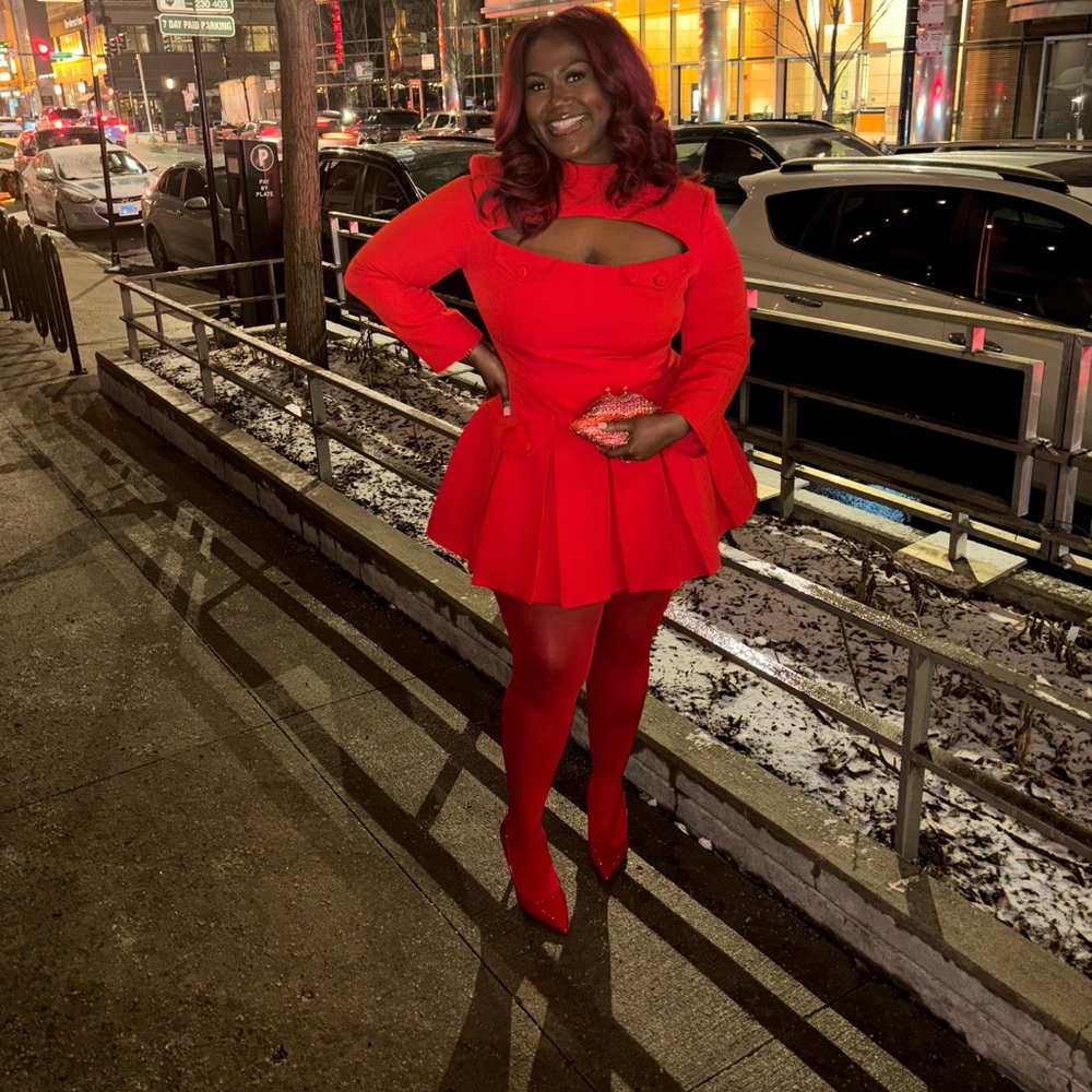 BEAUTIFUL RED PLEATED DRESS WITH SHORTS❤️🥰🌹